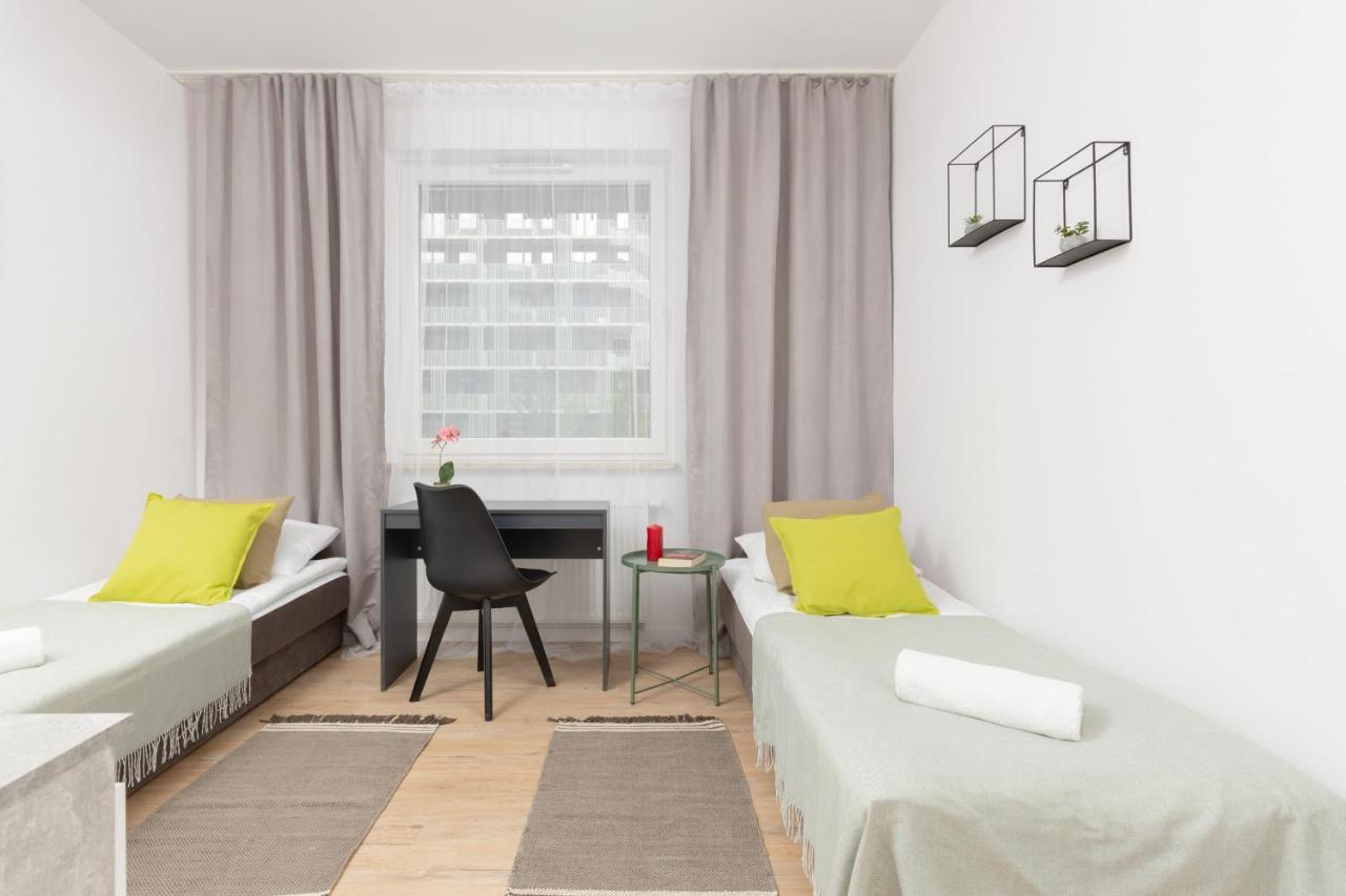 Stacja Wola Apartment Guminska By Noclegi Renters Warszawa Eksteriør billede