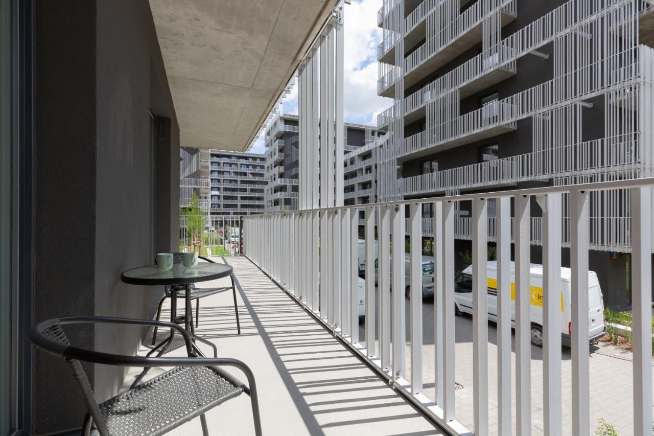 Stacja Wola Apartment Guminska By Noclegi Renters Warszawa Eksteriør billede